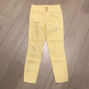 WannaBettaButt YMI Mid Rise Ripped Distressed Jeans